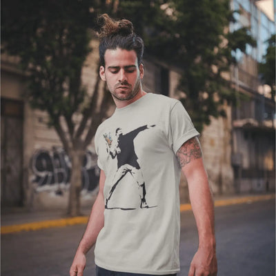 Banksy Flower Thrower Men's T-Shirt