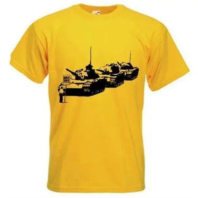 Banksy Golf Sale Men's T-Shirt XL / Yellow
