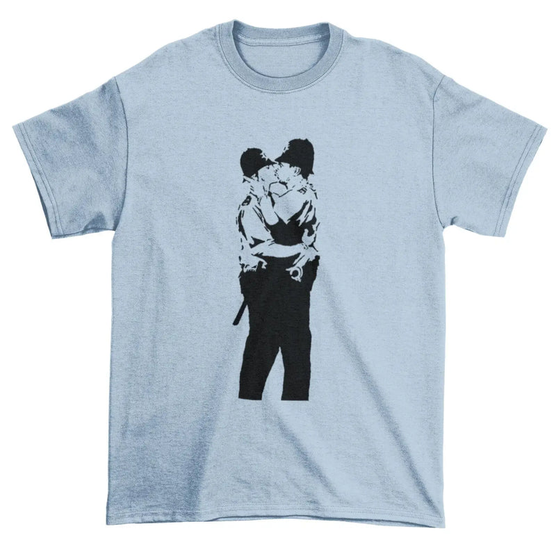 Banksy Kissing Coppers Mens T-Shirt XL / Light Blue