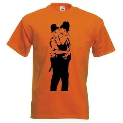 Banksy Kissing Coppers Mens T-Shirt XL / Orange