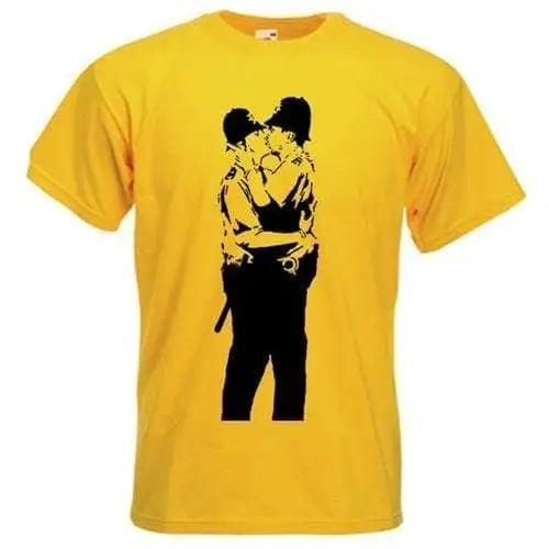 Banksy Kissing Coppers Mens T-Shirt XL / Yellow