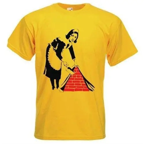 Banksy Maid Mens T-Shirt XL / Yellow