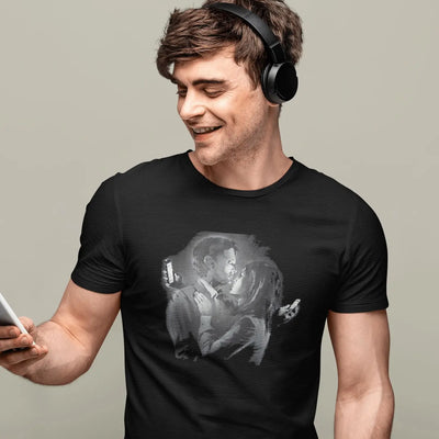 Banksy Mobile Lovers Men's T-Shirt